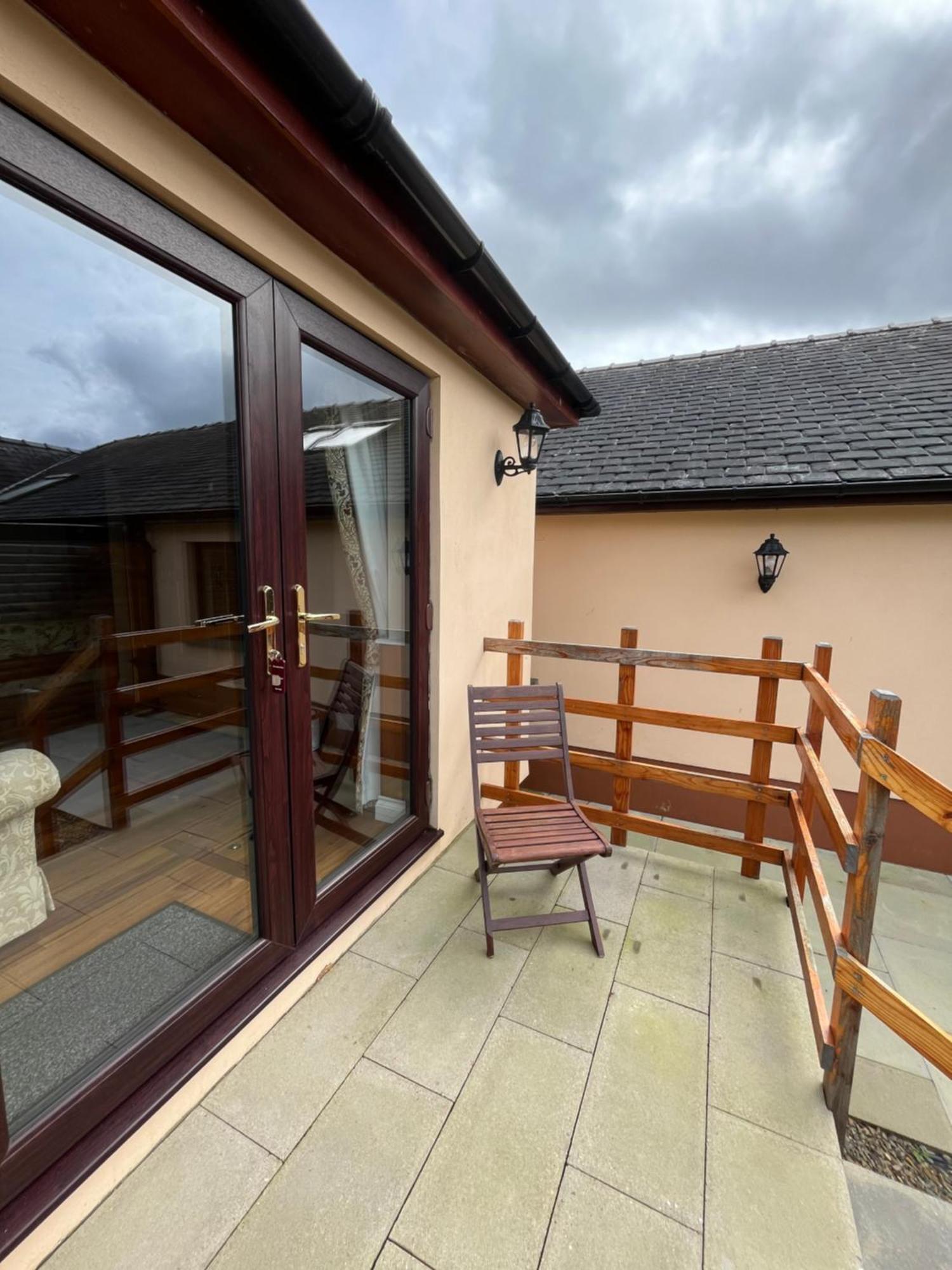Neuadd Villa Llanwnen 외부 사진
